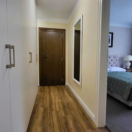 Apartament Przy Parku Saskim Sandoměř Exteriér fotografie