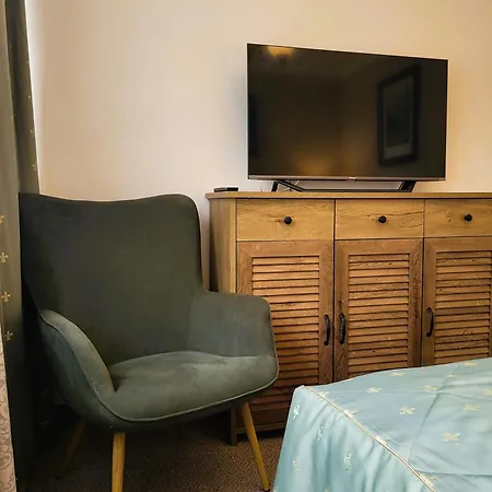 Apartament Przy Parku Saskim Sandoměř Exteriér fotografie
